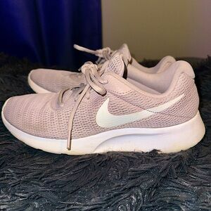 Nike Mauve Athletic Shoes